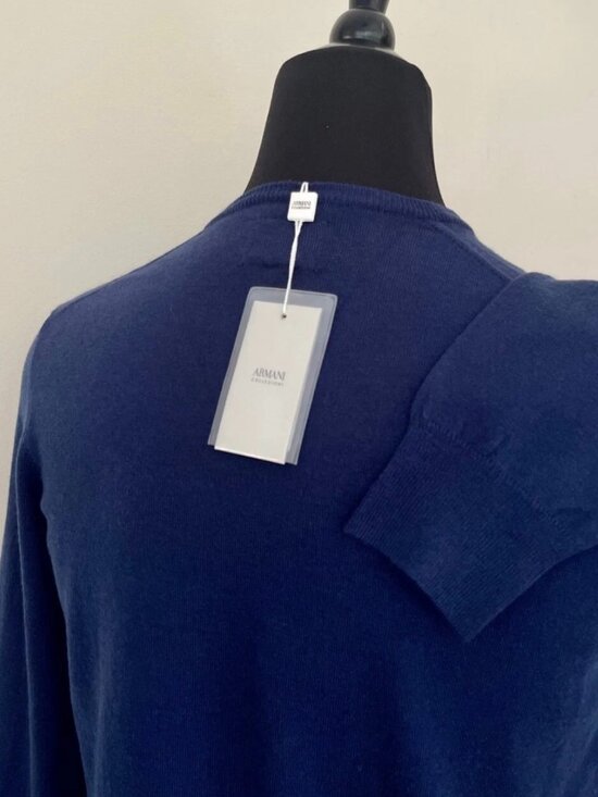 New Armani Collezioni V Neck Blue Sweater L size - Picture 5 of 7